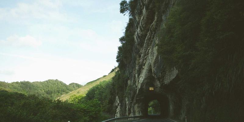 燕泉啤酒:从精酿工坊到文旅地标,如何用一杯啤酒撬动在地文化新体验?